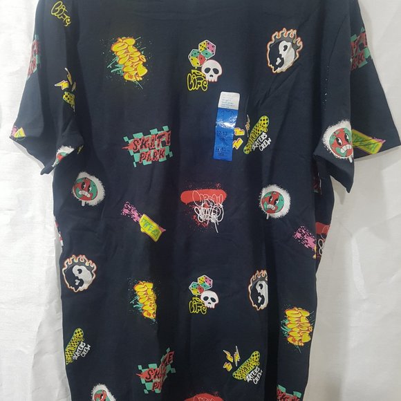 PRIMARK T-SHIRT MULTI- LOGO/ SKULL SIZES 11-13YRS - Picture 2 of 4